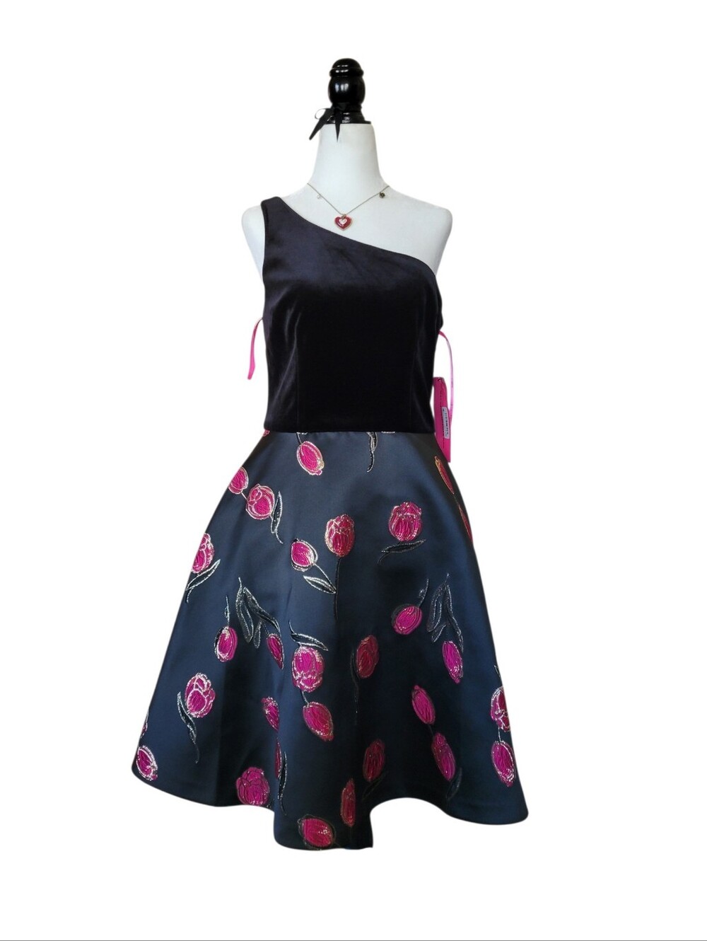 ☆NWT Betsey Johnson | One Shoulder Bodice Fit & Flare Dress | Size 8 ☆